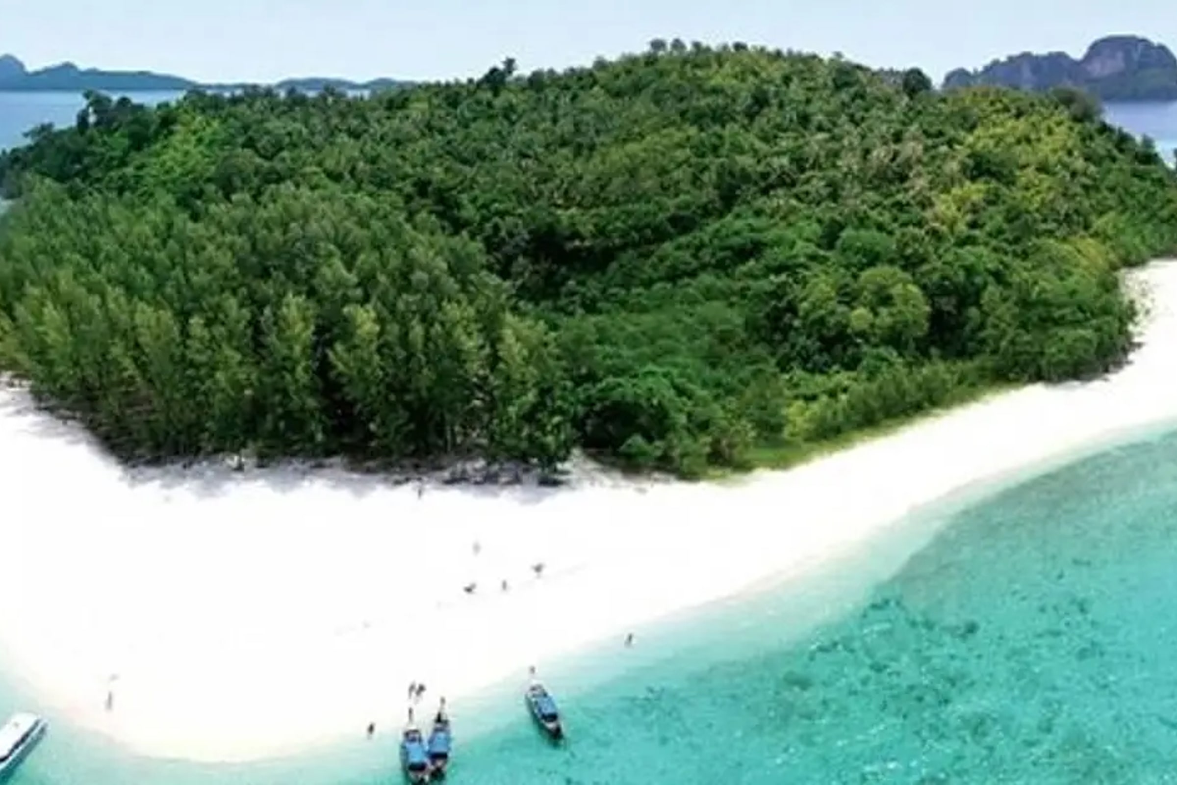Phuket to Phi Phi Islands by Speedboat